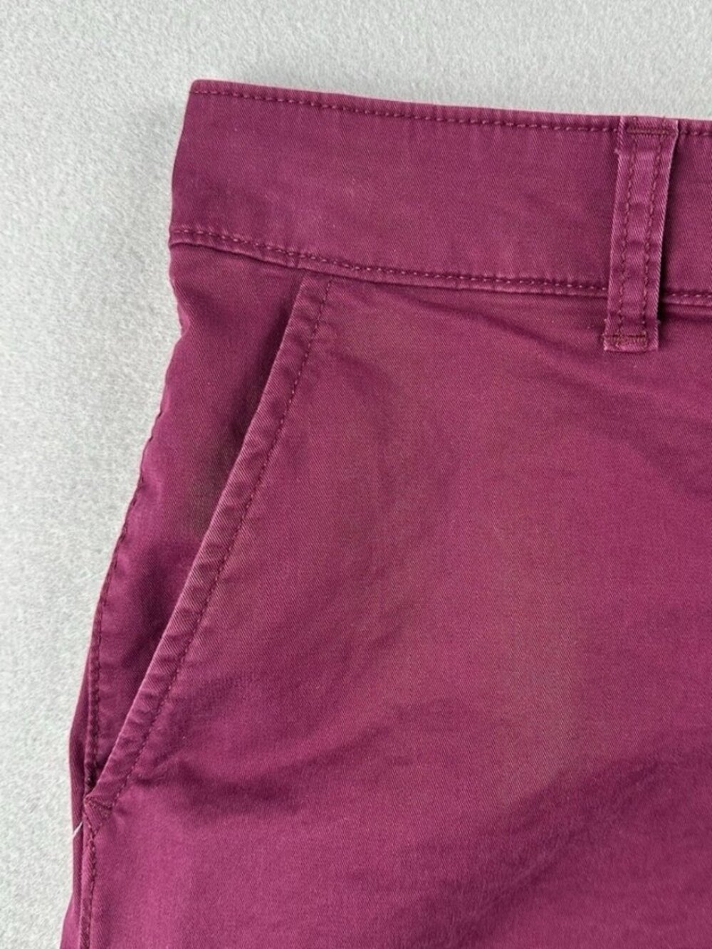 Size 10 Petite 3" Short - Picture 2 of 4